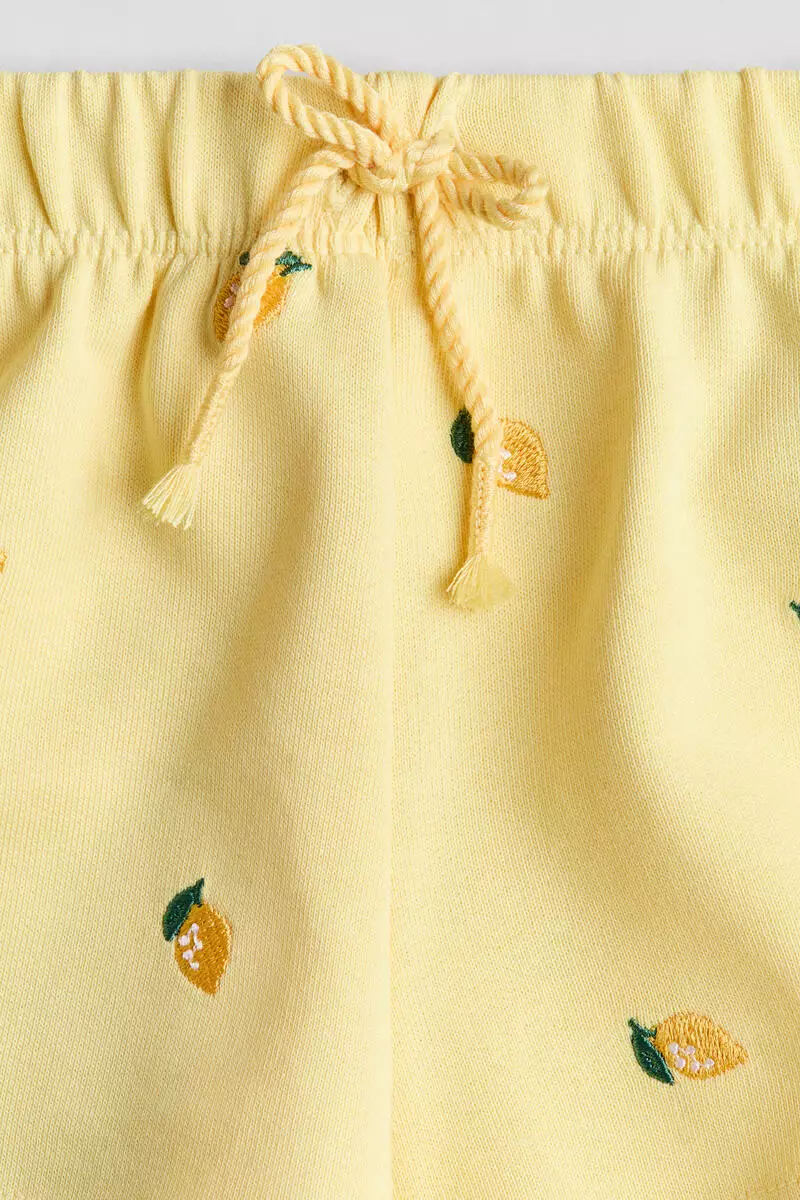 Embroidered sweatshorts