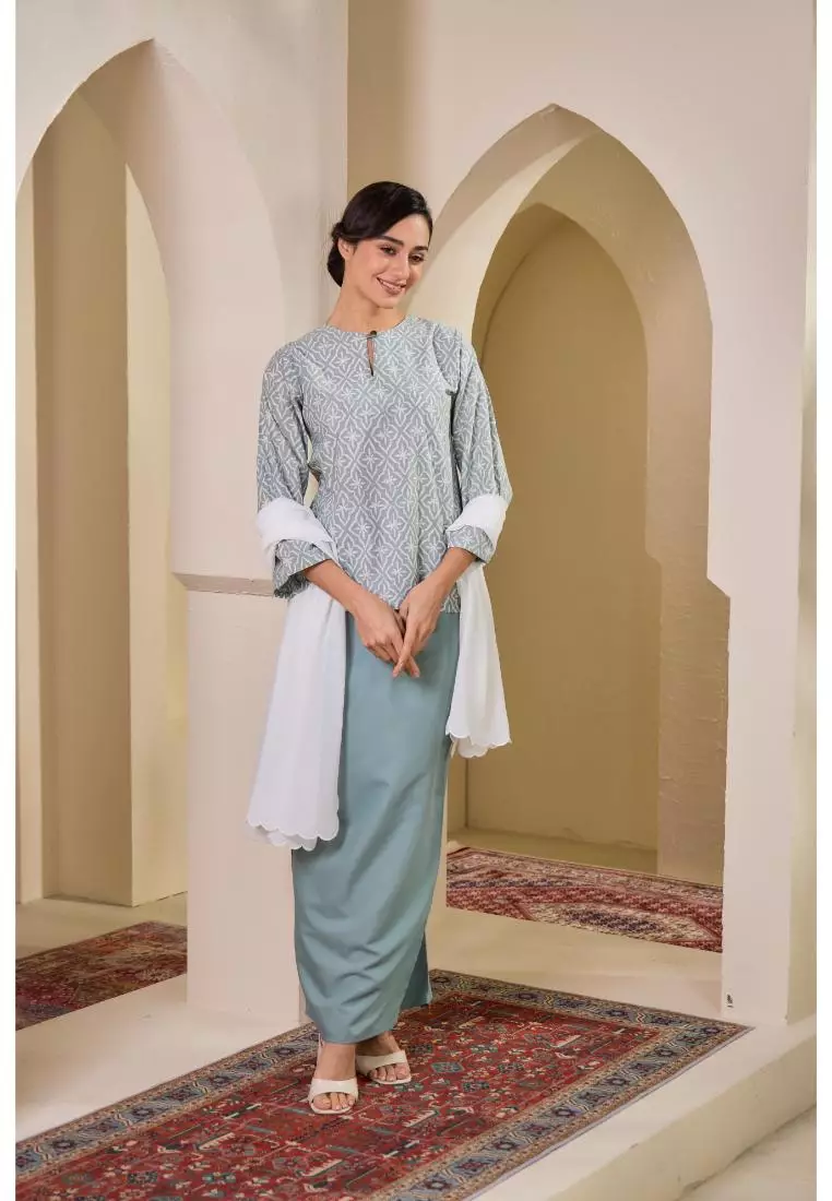 Kurung Kedah Batik Moden