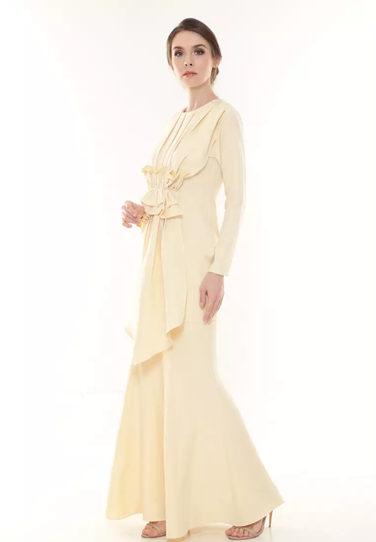 Vincy Pleated Kurung Modern in Soft Yellow