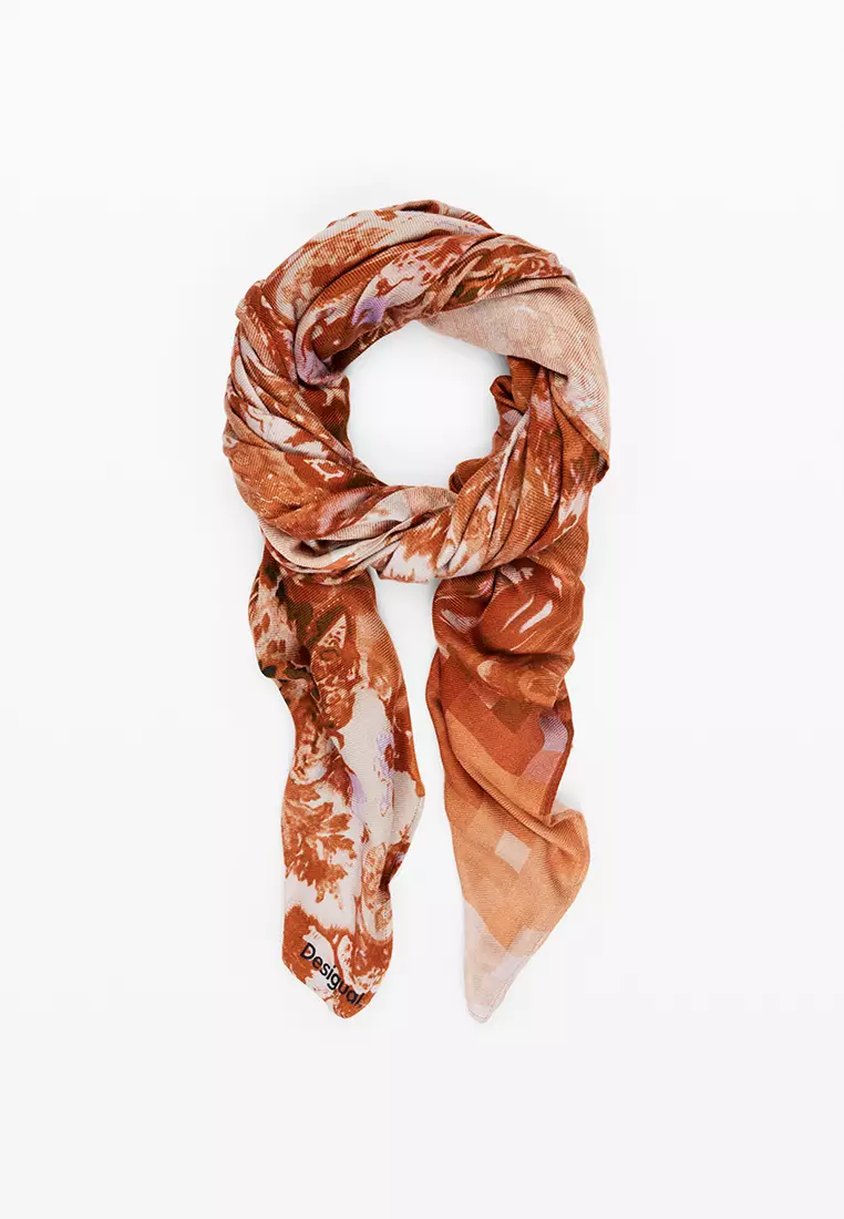 Rectangular paisley scarf
