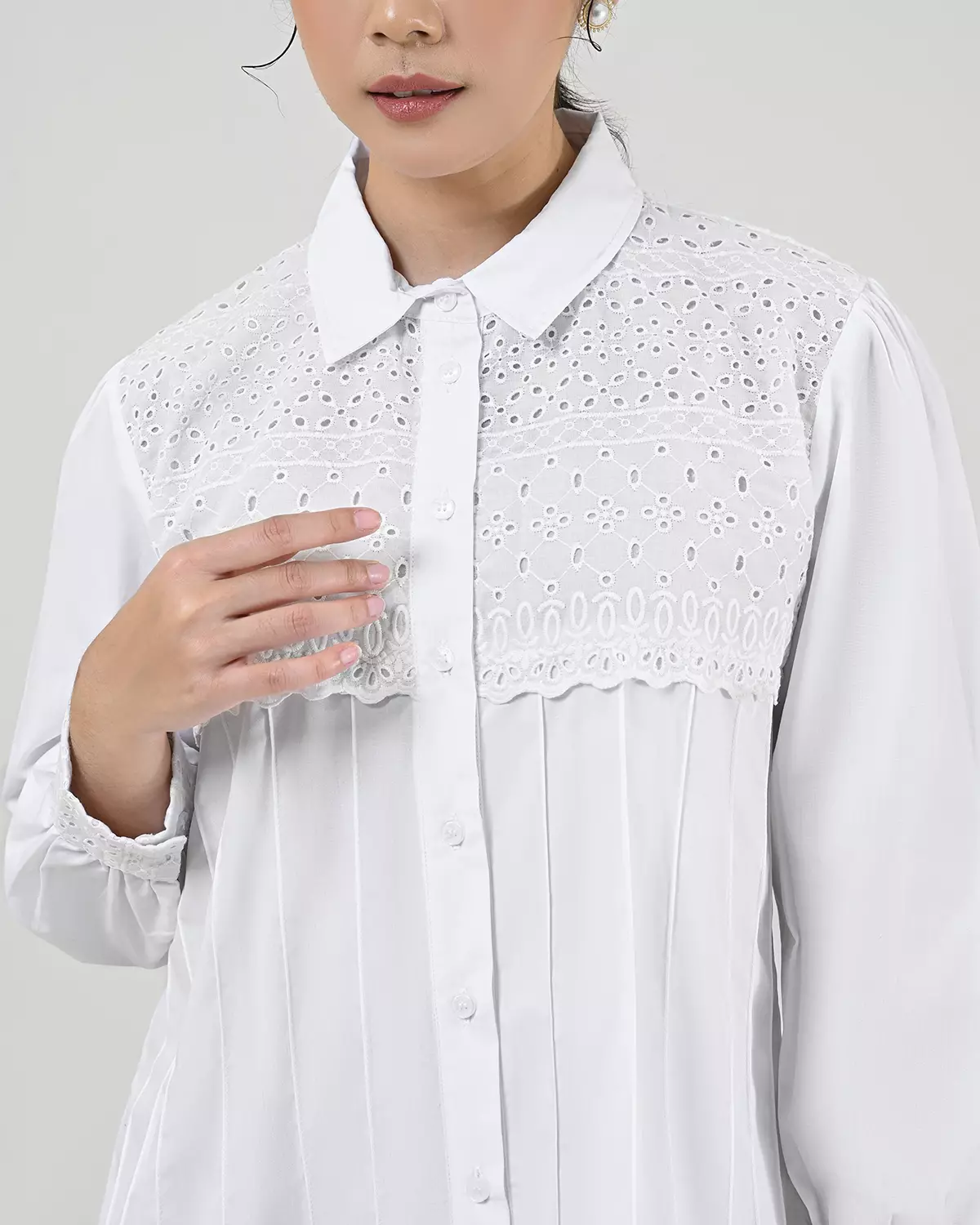 Geulis.id FRANSISKA SHIRT - White