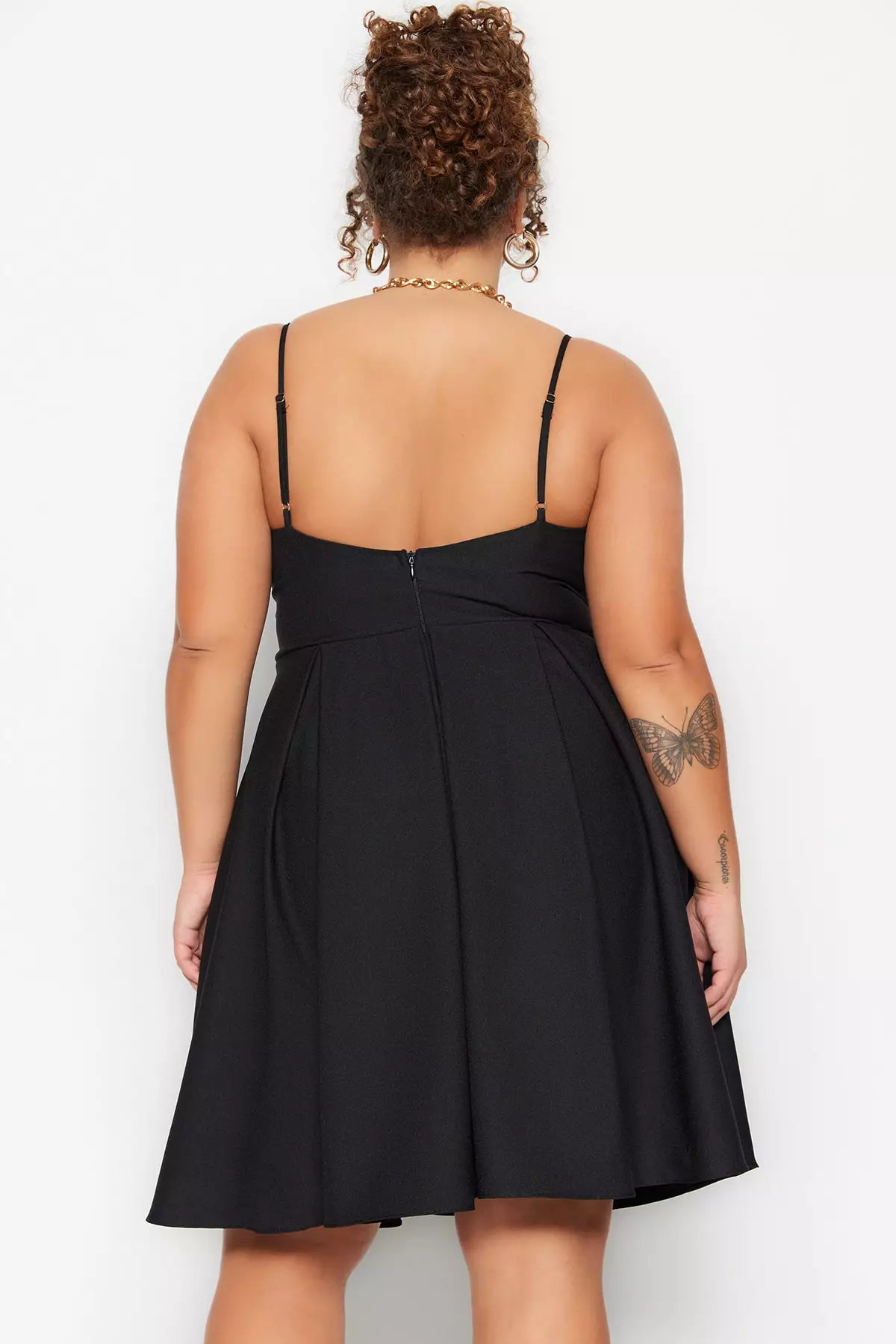 Buy Trendyol Plus Size V-Neck Dress 2025 Online ZALORA
