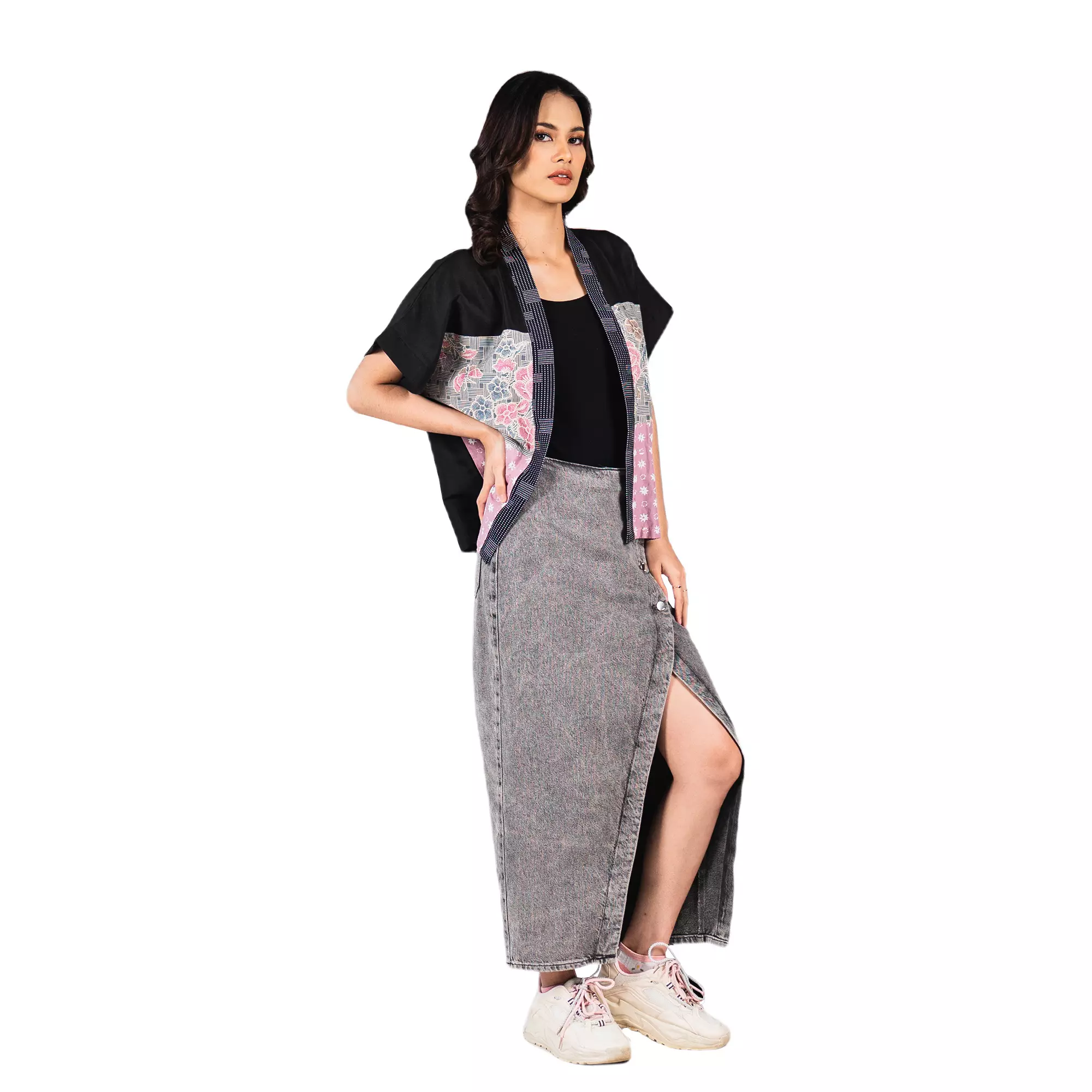 Blazer Batik Wanita - Atasan Batik - Bhatara Batik Mikata - Outer Batik Modern Lengan Pendek