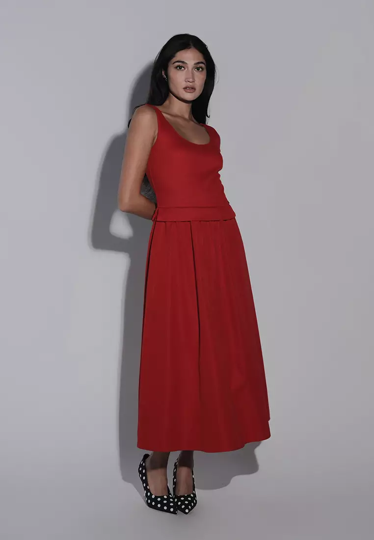 Holiday 2025 Ishka Sleeveless Dress