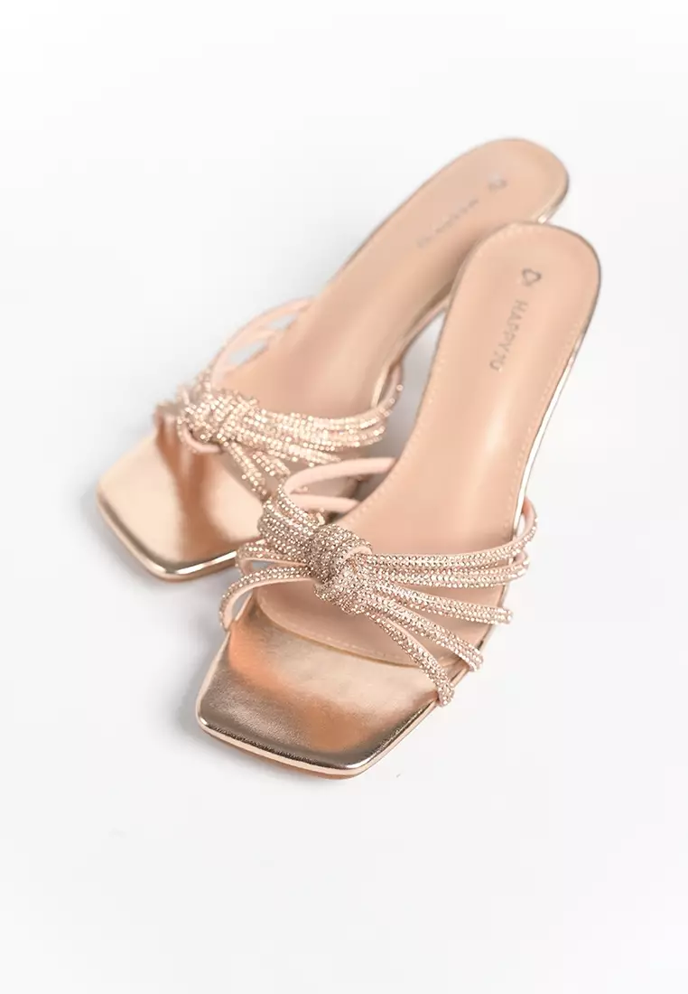 Princess Knot Glitter Pumps