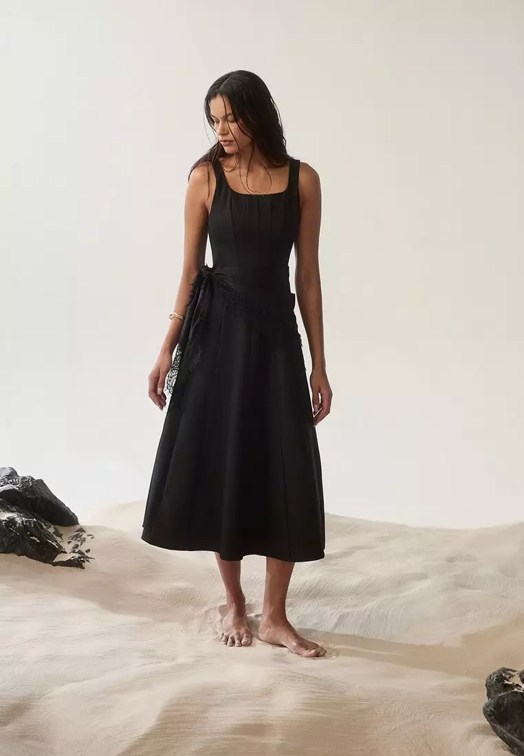 Pomelo Square Neck Spaghetti Strap Corset Bodice Seam Detail Dropped Waist  Pleated Flare Midi Dress - Black 2026 | Buy Pomelo Online | ZALORA Hong Kong