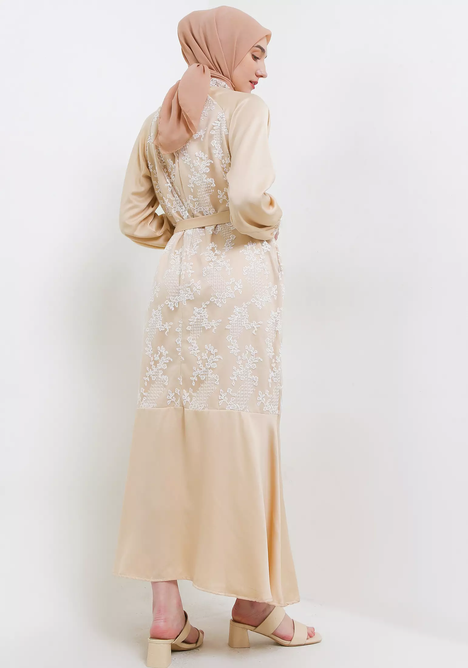 MFMW Arunika Dress Gamis Brukat Cream