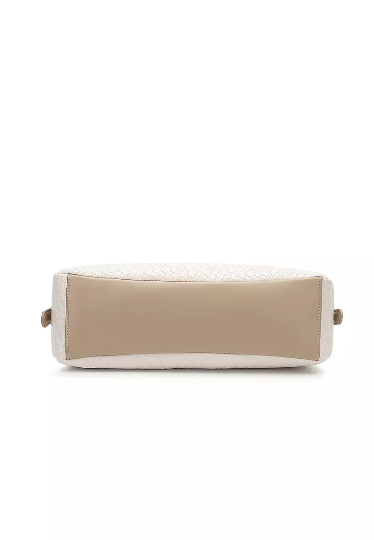 Women's Sling Bag / Crossbody Bag / Shoulder Bag - White