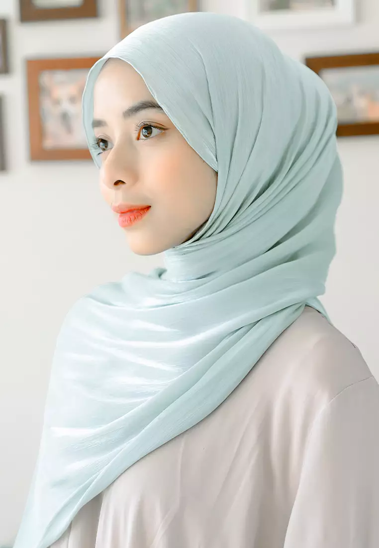 Yora Silk Shawl Baby Blue