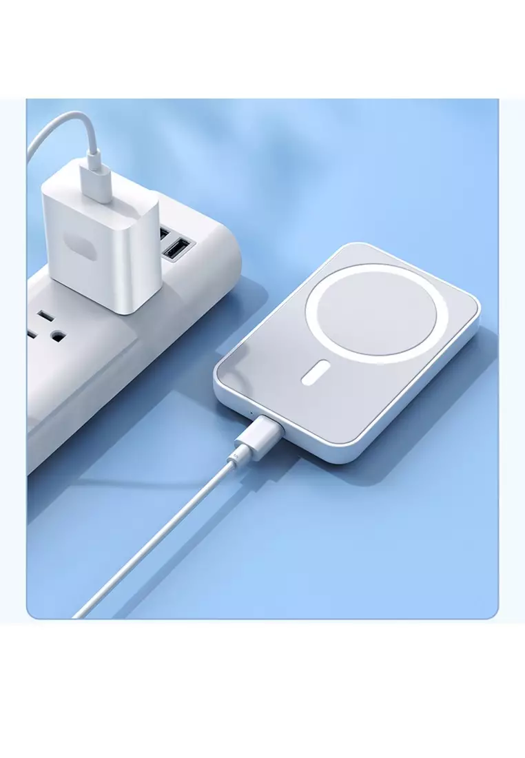 Xundd 10,000mah Magsafe PowerBank with Smart Chip and Stand for