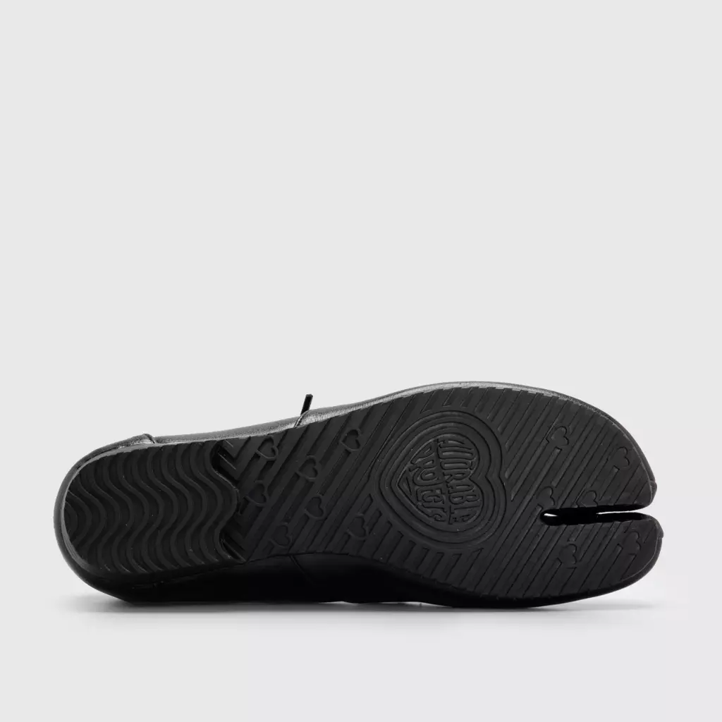 Moneera Flat Shoes Black