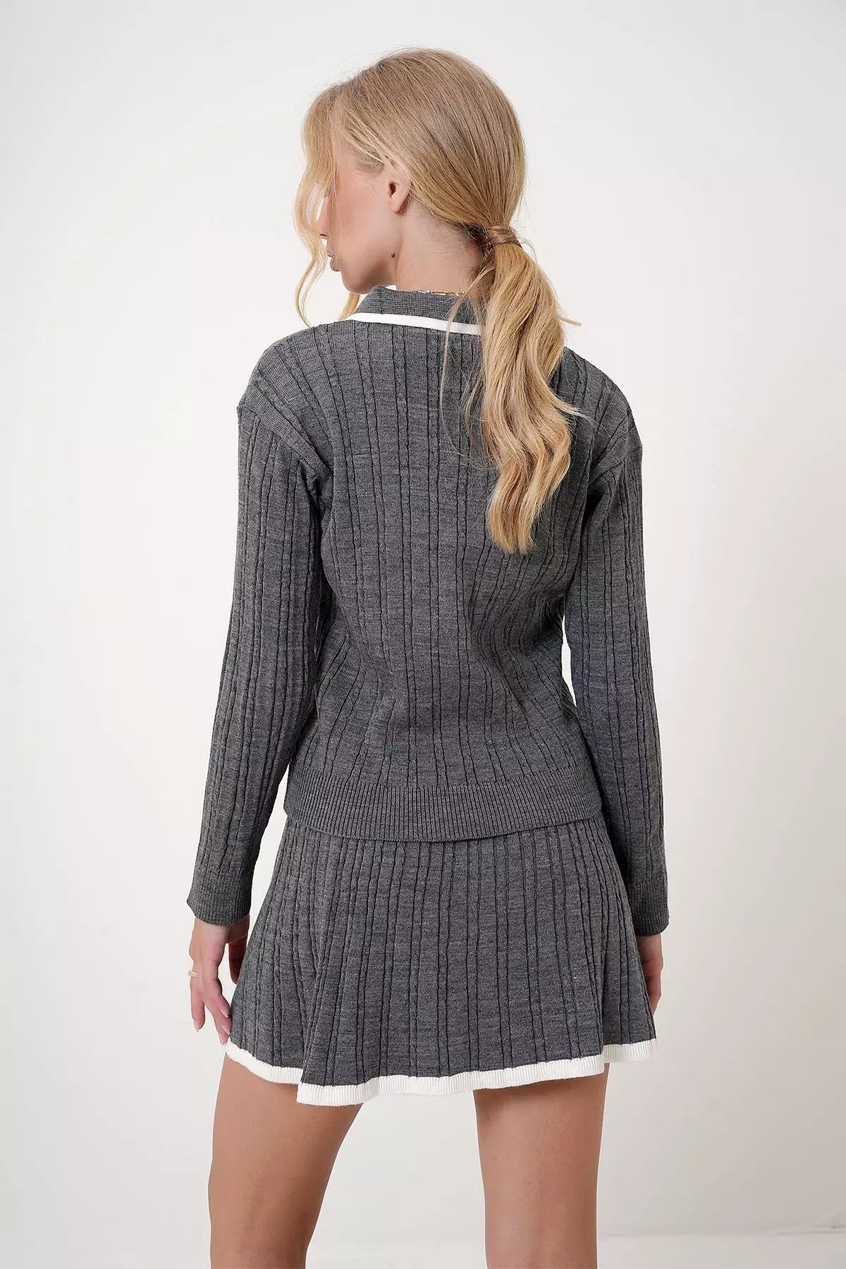 Polo Collar Knitwear Sweater and Skirt Set