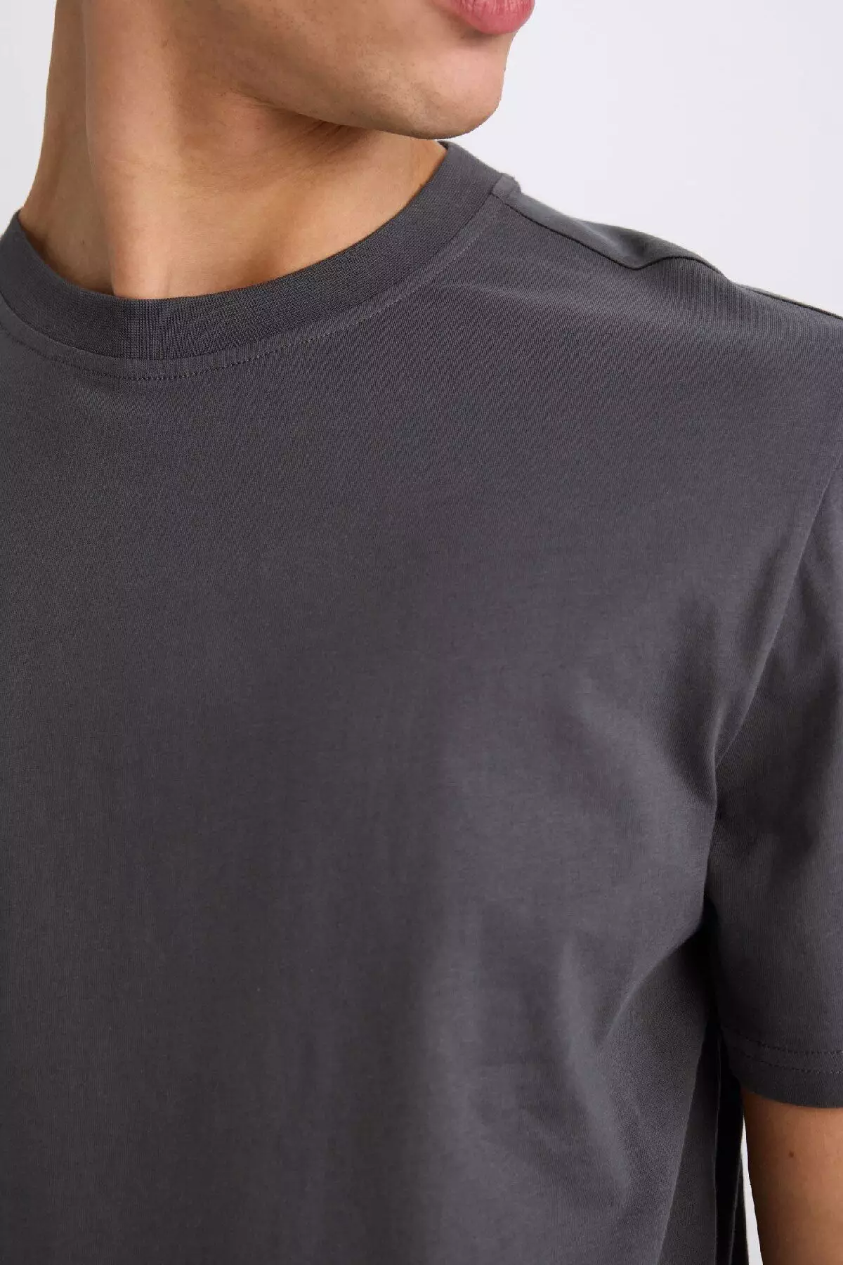 Anthracite T-Shirt