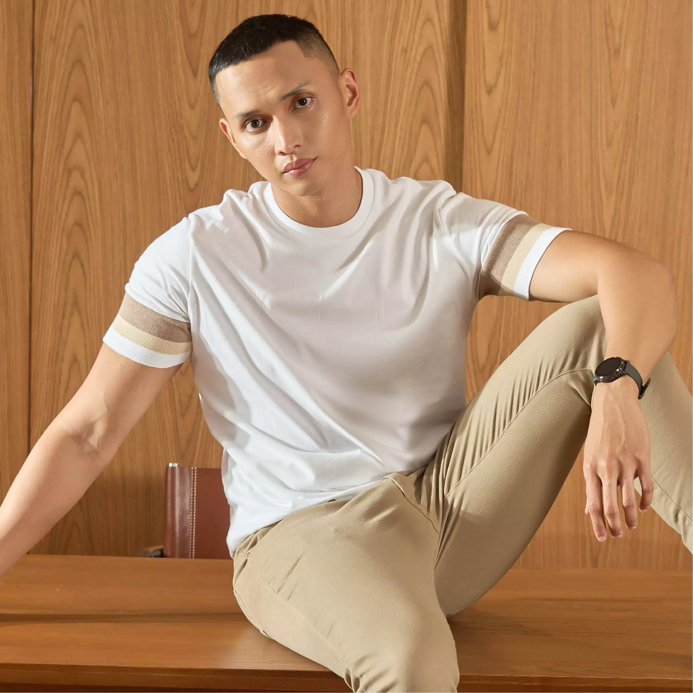 Kale Dios White Soft Brown / Tshirt Pria Premium Cotton  Lengan Pendek