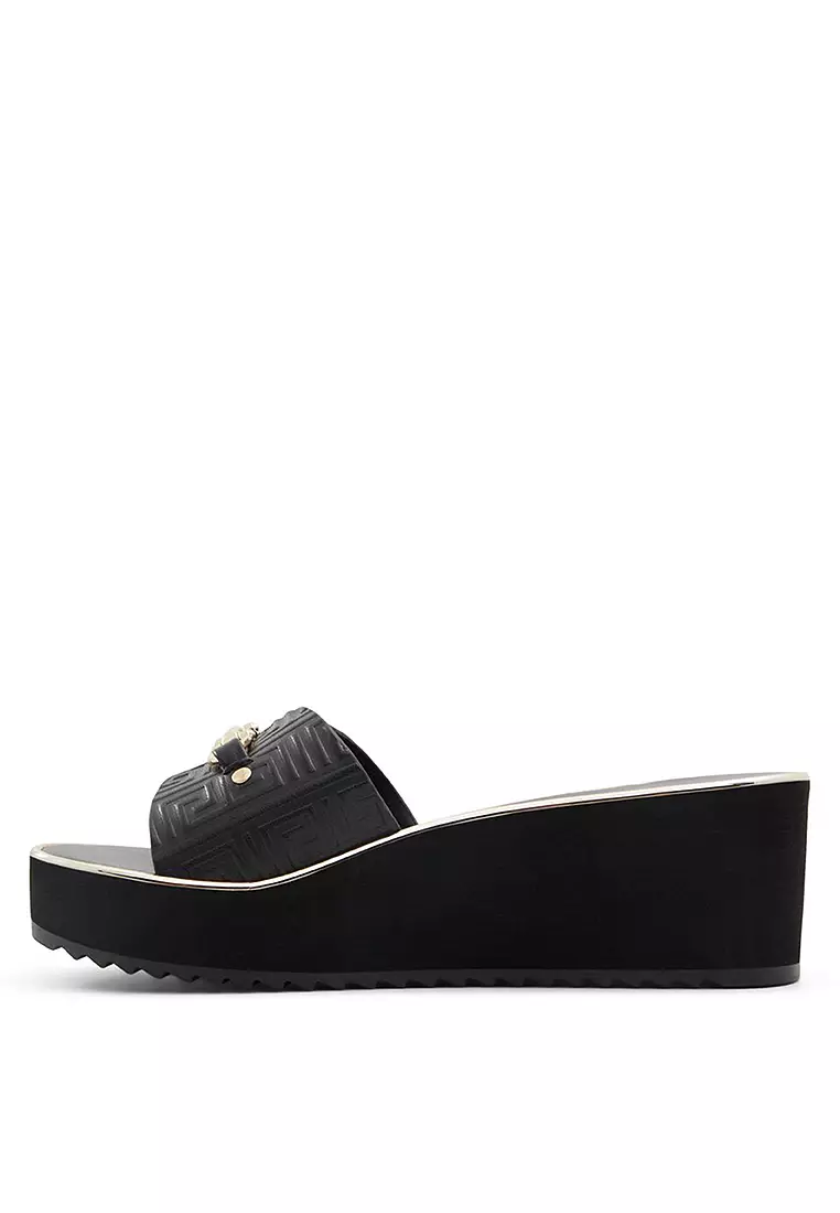 Beriana Beach Sandals