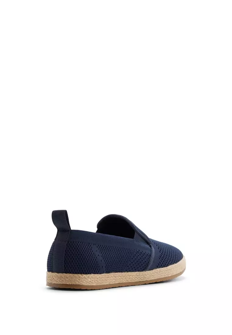 Tultarosa Slip Ons