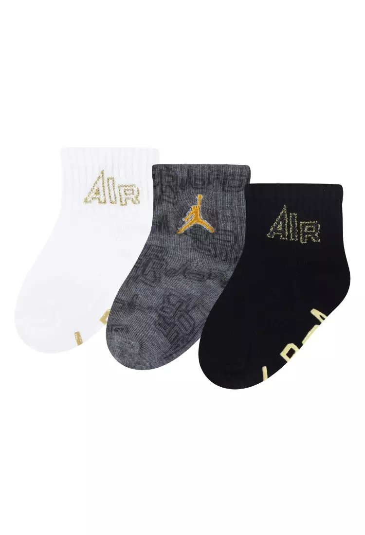 Newborn jordan outlet socks