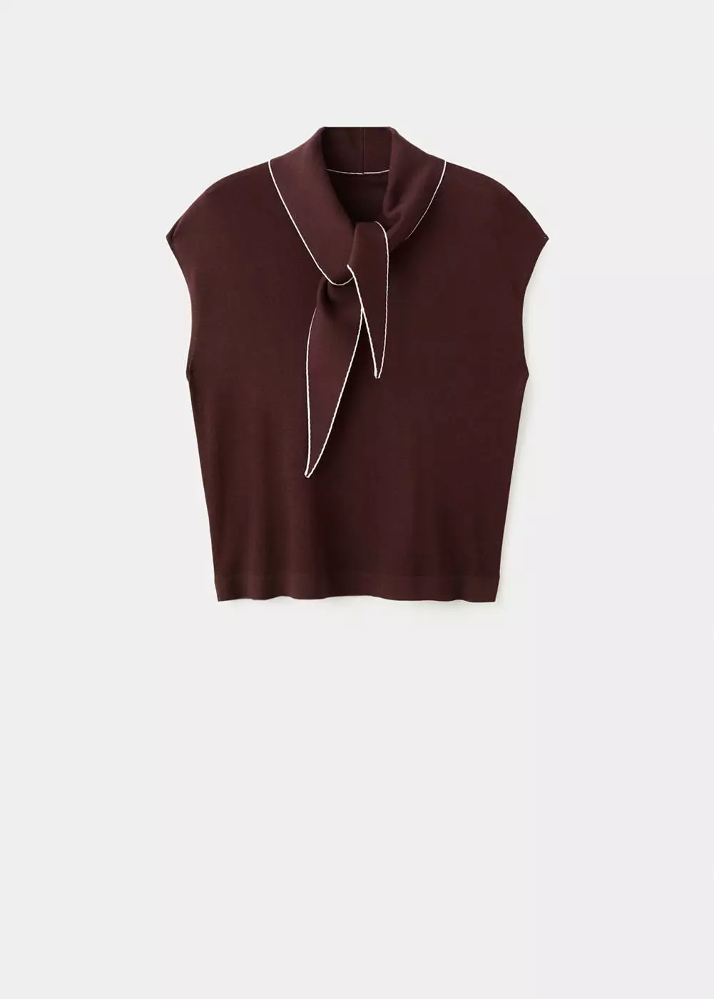 Atasan rajut dengan detail syal