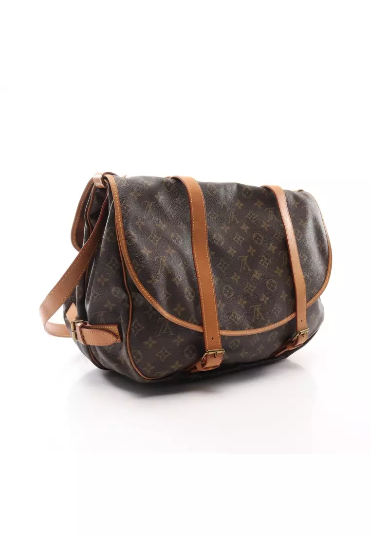 Pre Loved Louis Vuitton Monogram Saumur 43 in 2023