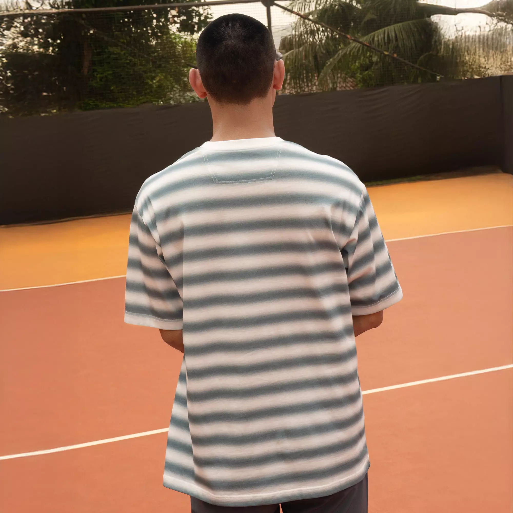 Osella Gradential Striped Relaxed Fit T-Shirt 2071660436 | Atasan Kaos Lengan Pendek Garis Garis Pria