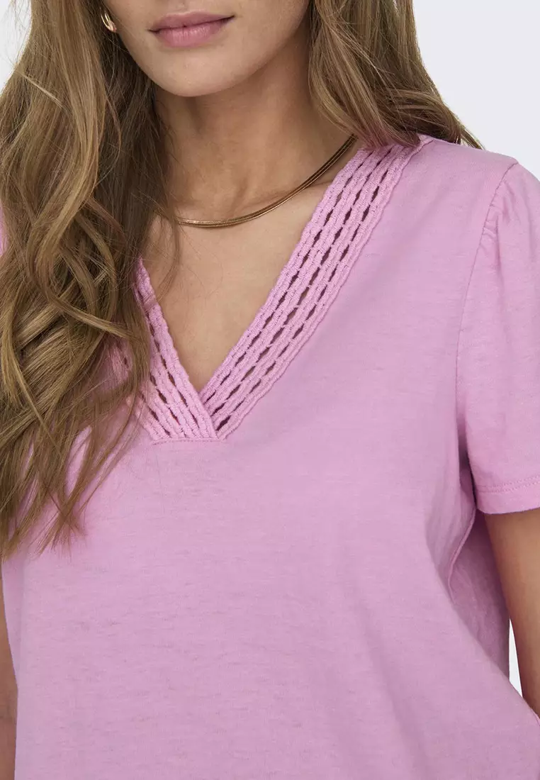 Benita Short Sleeves V-Neck Top