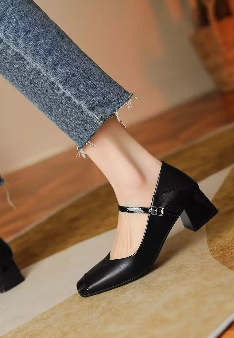 Square toe block sales heel shoes