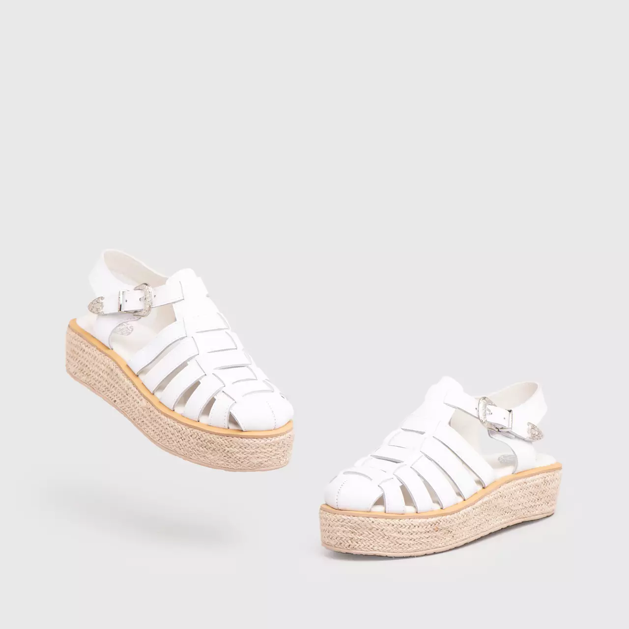 Rendeveous Platform Genuine Leather White