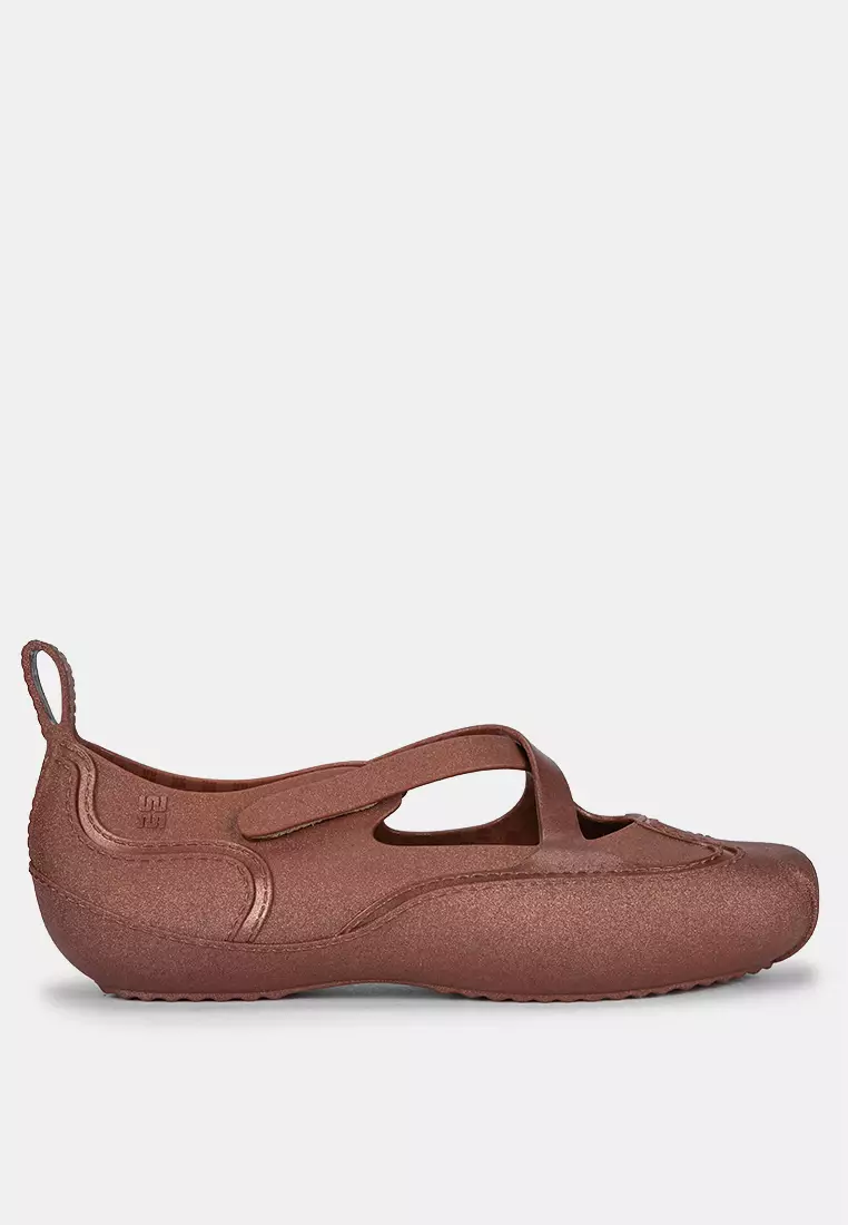 Aira Flats