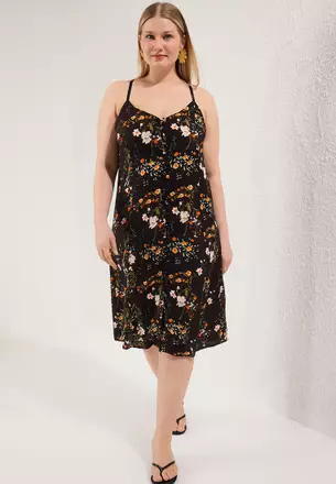 chinese dress ladies Amazon.com: Talisea Plus Size Cocktail Dress Black Wedding Guest Formal  Chiffon Short Sleeve High Low Semi Formal Dress Curvy Women : Clothing,  Shoes & Jewelry main image 1