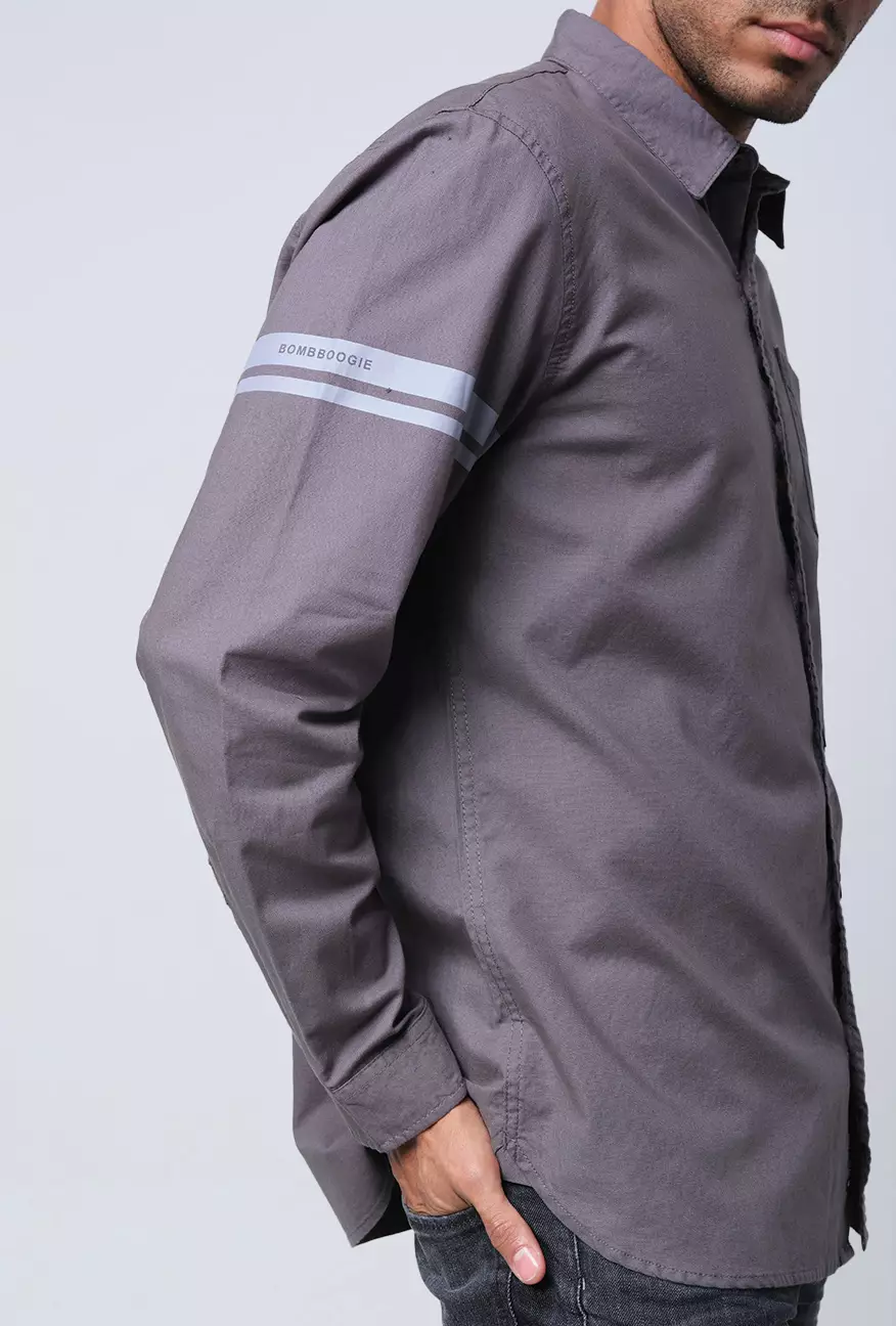 Kemeja Pria Regular Panzer