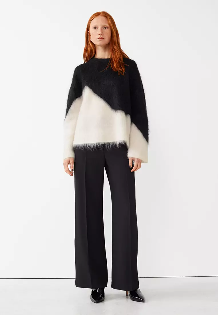 Relaxed Fluffy Mohair Jumper