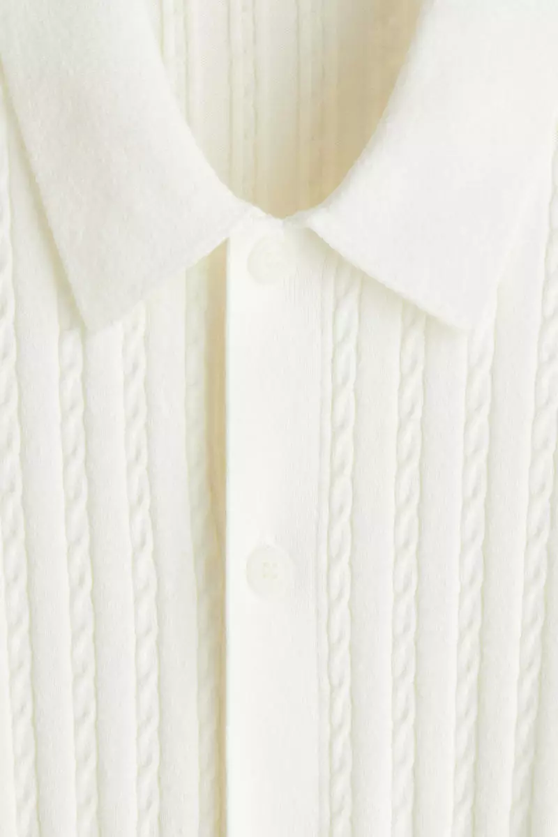 Regular Fit Cable-knit short-sleeved shirt