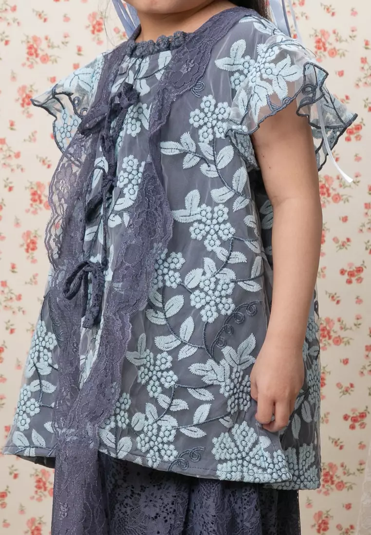 RAISHA LACE KEBAYA SET