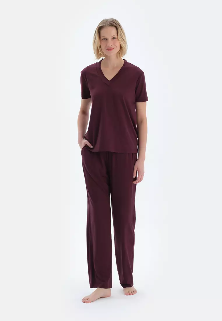 Bordeaux T-Shirt & Trousers, V-Neck, Regular, Regular Leg, Short Sleeve Sleepwear for Women