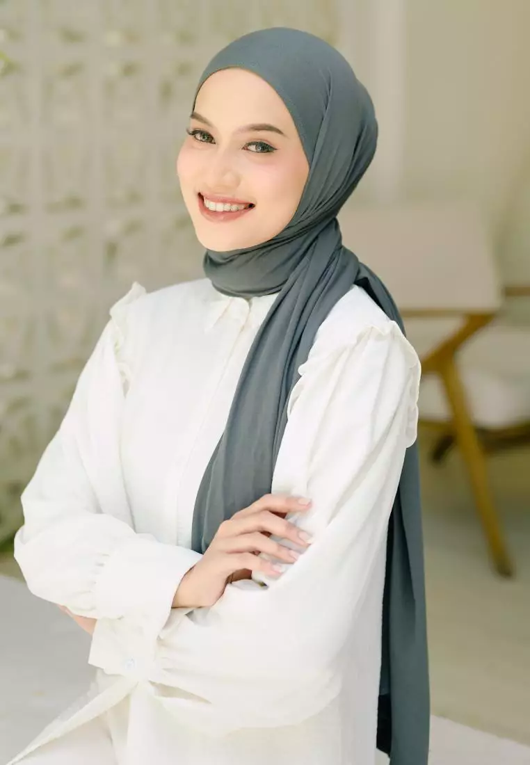 Tana Shawl Dark Grey