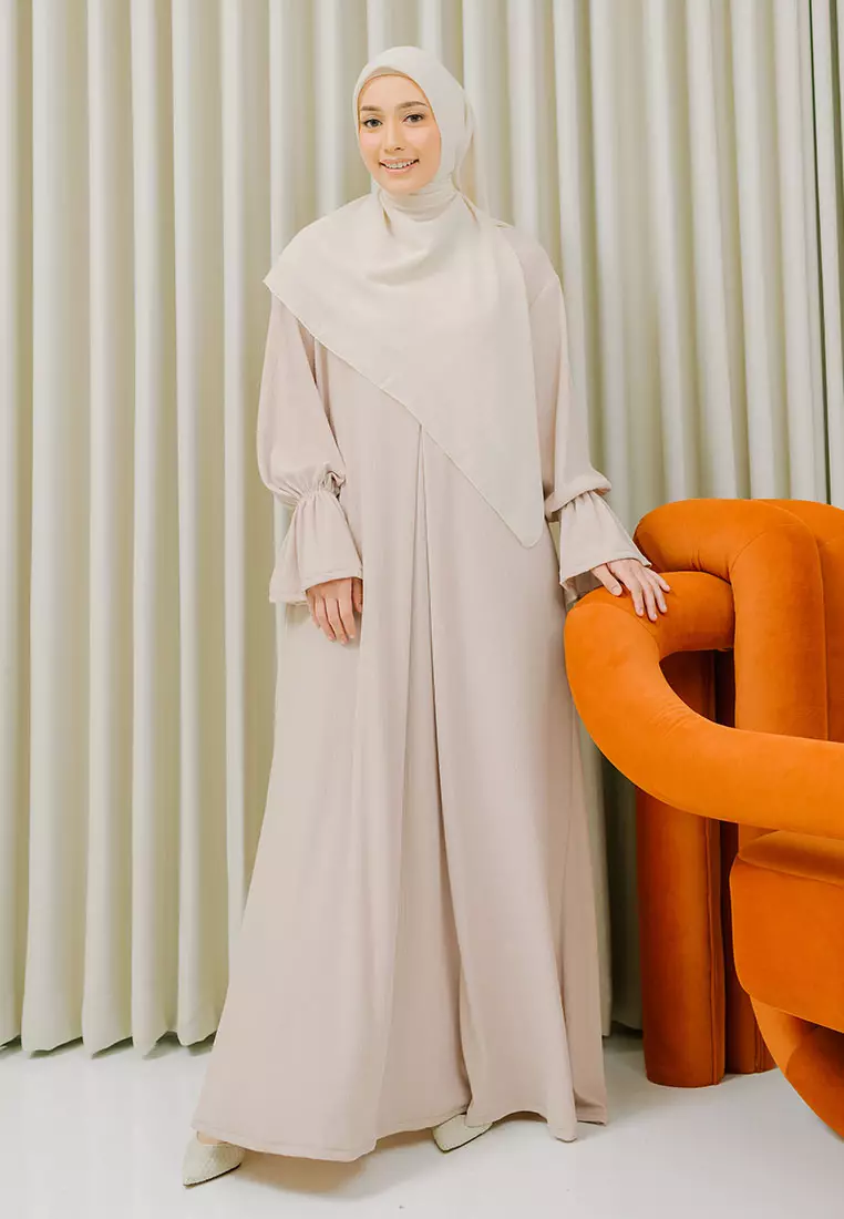 Haila Abaya Knit Ivory