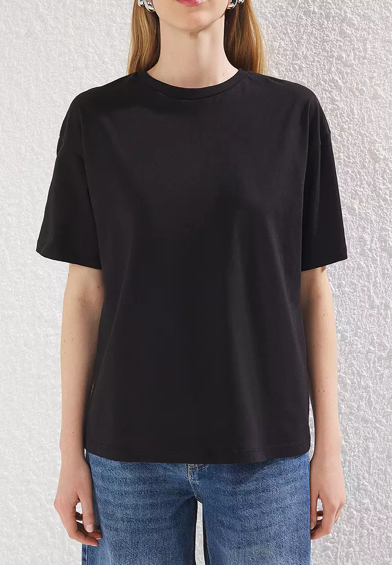 Black Zipper Detail Relaxed Pattern Knitted T-Shirt