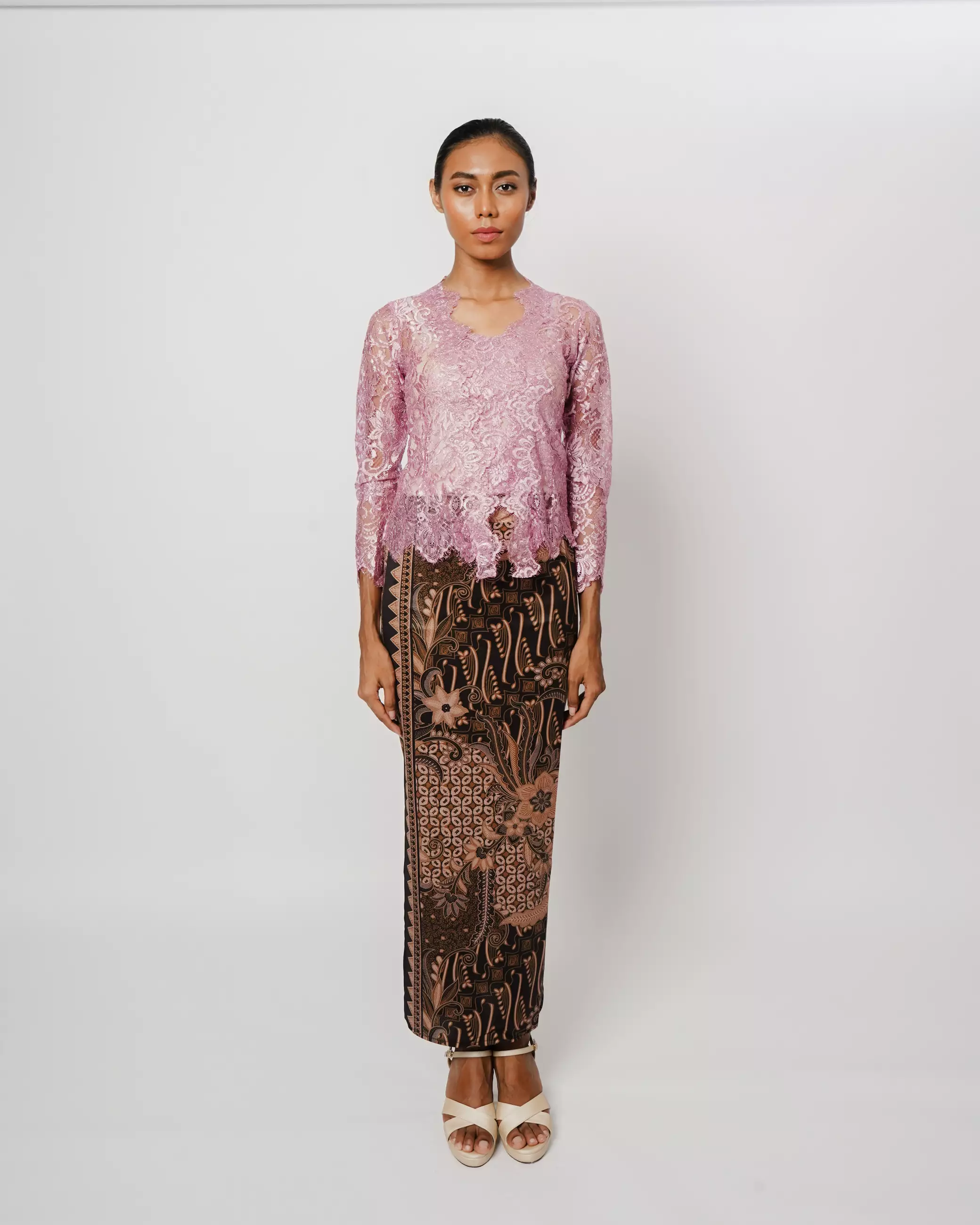 KEBAYA DELUXE 2 PINK