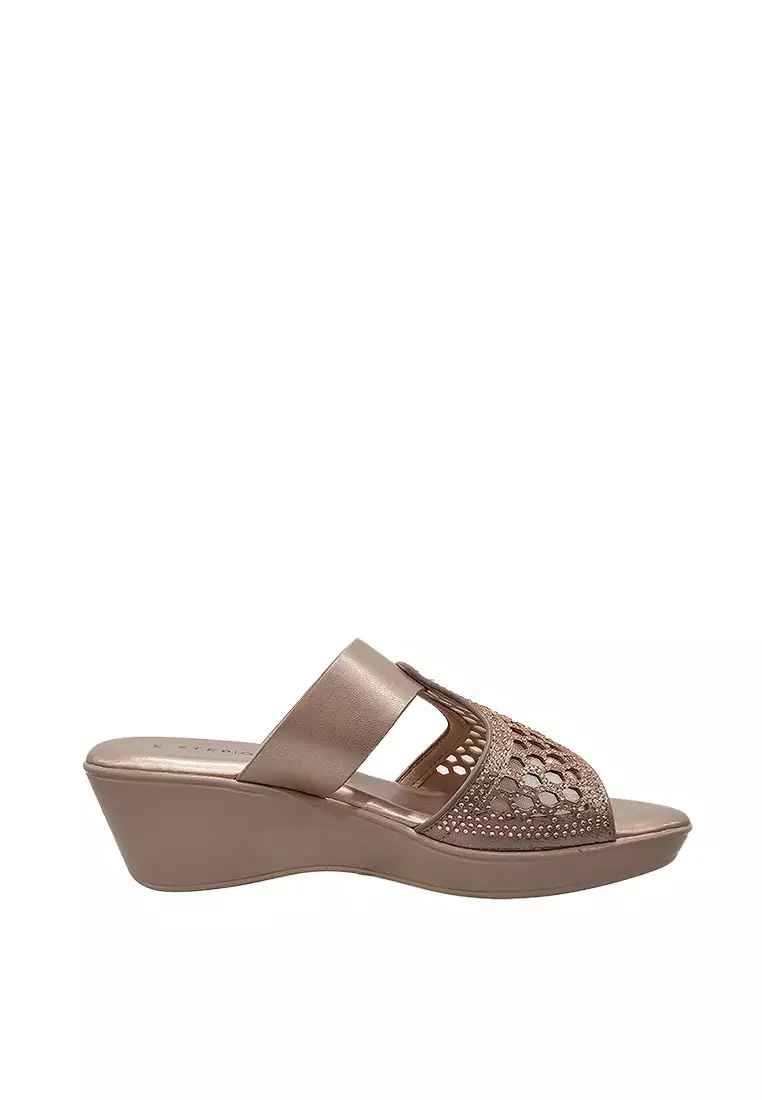 Discount on Step One  shoes - SKU: Women's Carolina Wedge