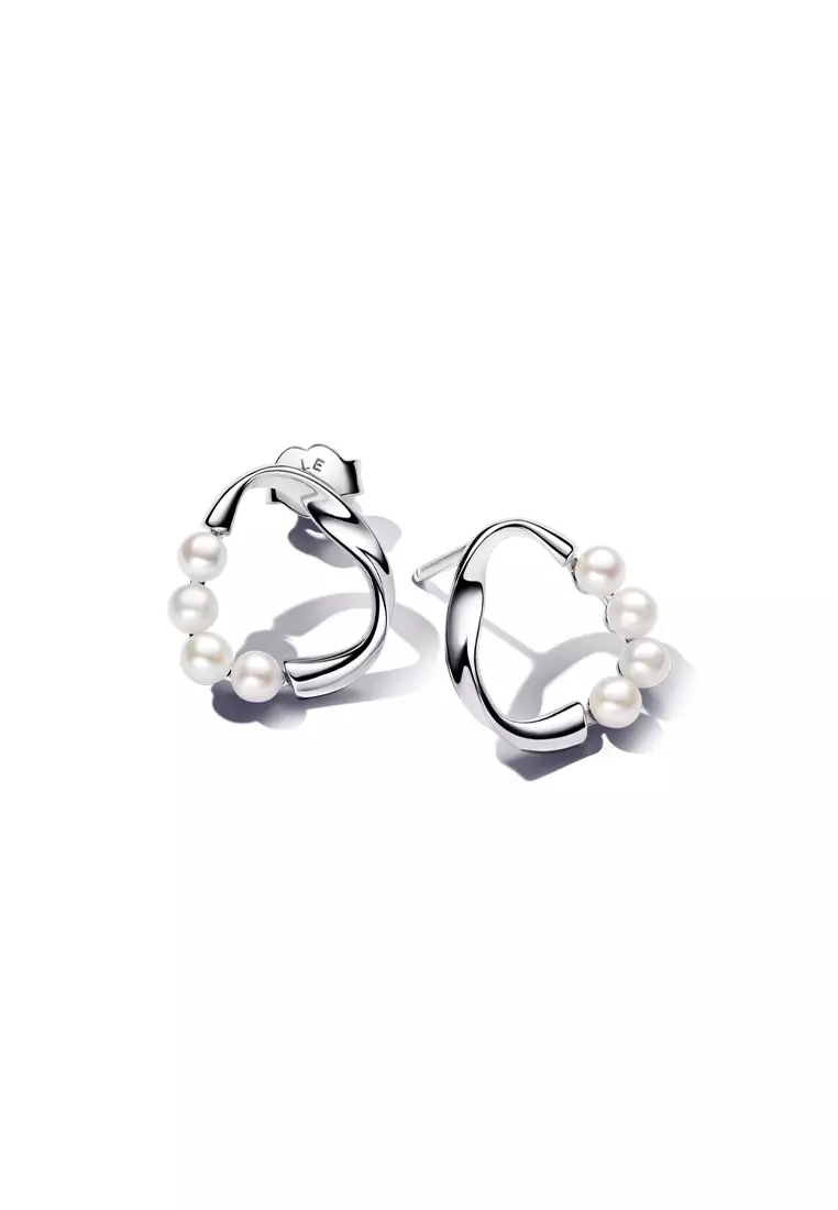 Pandora pearl earrings top