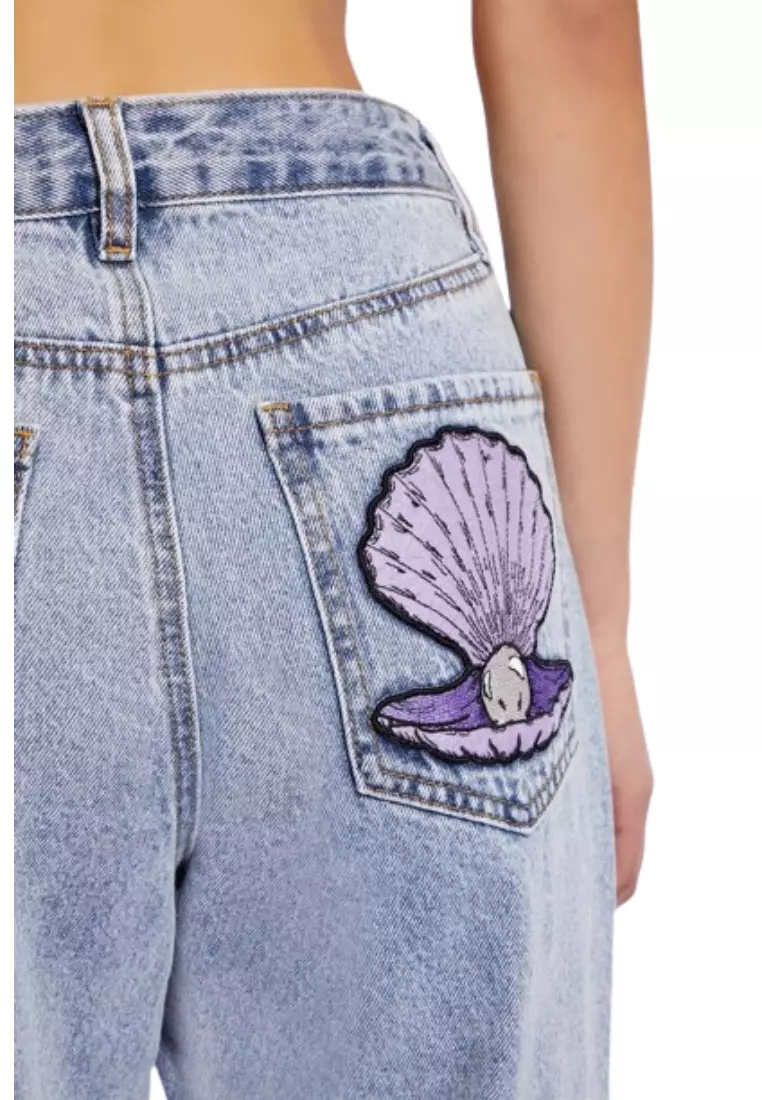 Buy FOREVER 21 Clamshell & Pearl 90sFit Jeans 2024 Online ZALORA