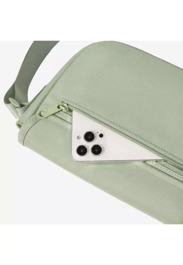 MAH Young Tour Cross Sling Bag - Black
