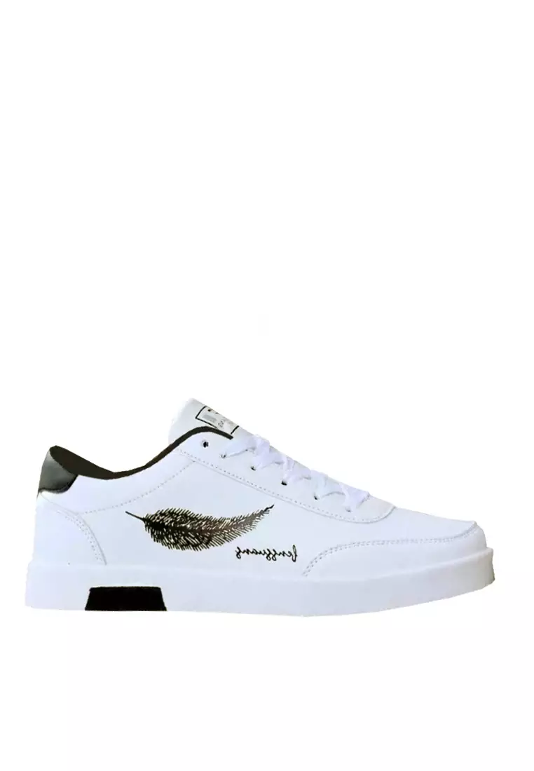 White shoes clearance flipkart