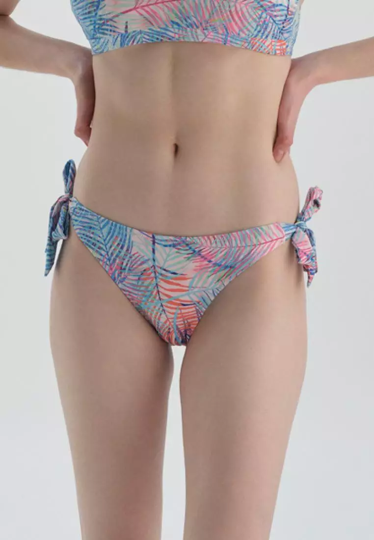 Girl's bikini bottoms in Aqua pink