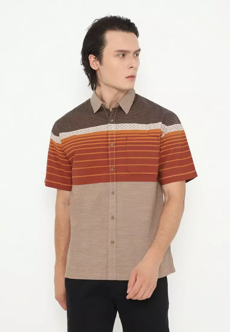 POLICE Kemeja Border Printing Regular Fit Pria