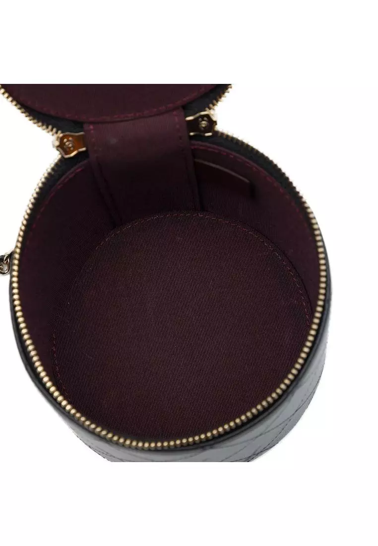 Pre-Loved Chanel Quilted Lambskin Chain And Charm Vanity Case