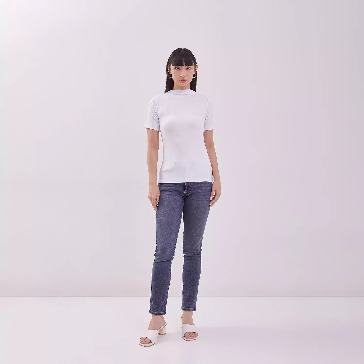 DUST Kaos Dami Putih (D.74278)