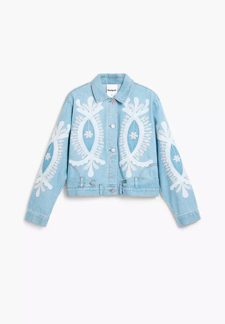 Reversible jacket with embroidery