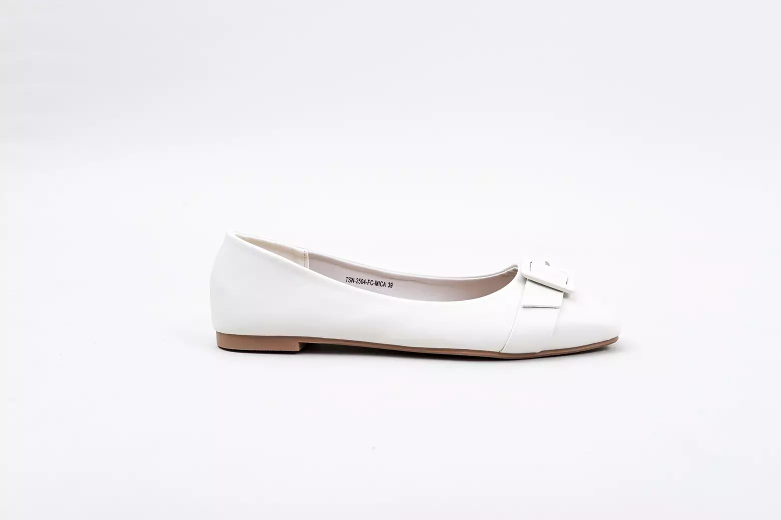 The Little Things She Needs - MICA Flatshoes Sepatu Wanita Ivory