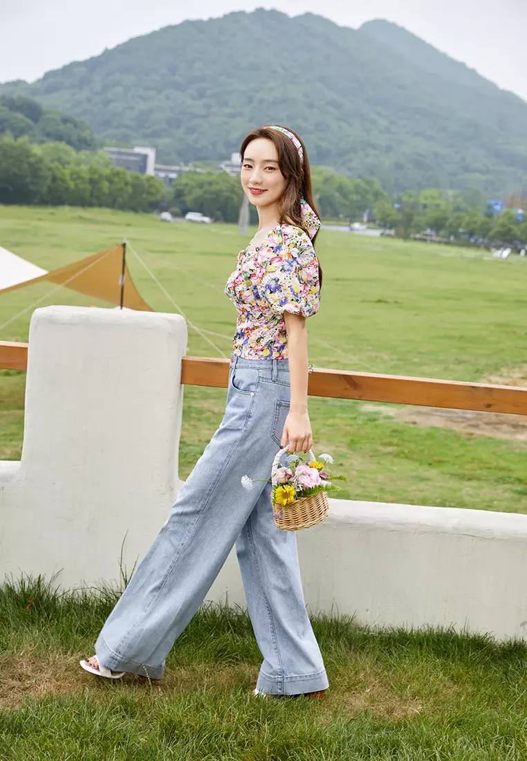 Puff Sleeve Square Neck Floral Crop Top